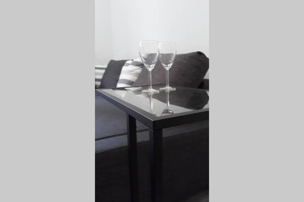Cozy Apartment For 4 In Kolonaki, Lycabettus Athena Bagian luar foto